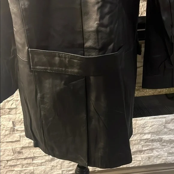 Newport News Black Leather Women's Jacket size Medium - Picture 12 of 13